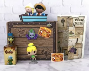 Funko Disney Treasures Exclusive Tiny Town Box Tinkerbell Pop Jiminy Cricket - Bild 1 von 12