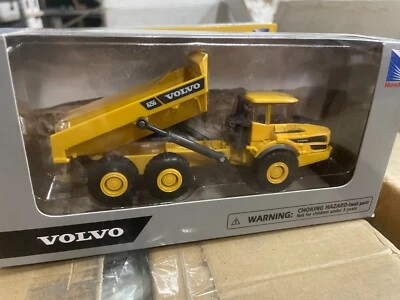Articulated Dump Truck Volvo A25G Diecast Model New-Ray - Image 1 of 4