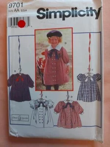 Simplicity 9701 Niño ""Oliver Goodin"" Patrón de Vestido Talla 2-3-4 con Transferencia - Imagen 1 de 2