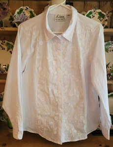 Blusa Linea By Louis Dell Olio blanca con apliques florales abotonados manga larga 16 - Imagen 1 de 9