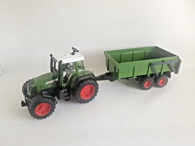 Trattore Bruder Fendt Favorit 926 Vario 1/16 Con Rimorchio Ribaltabile Agricolo - Immagine 1 di 4