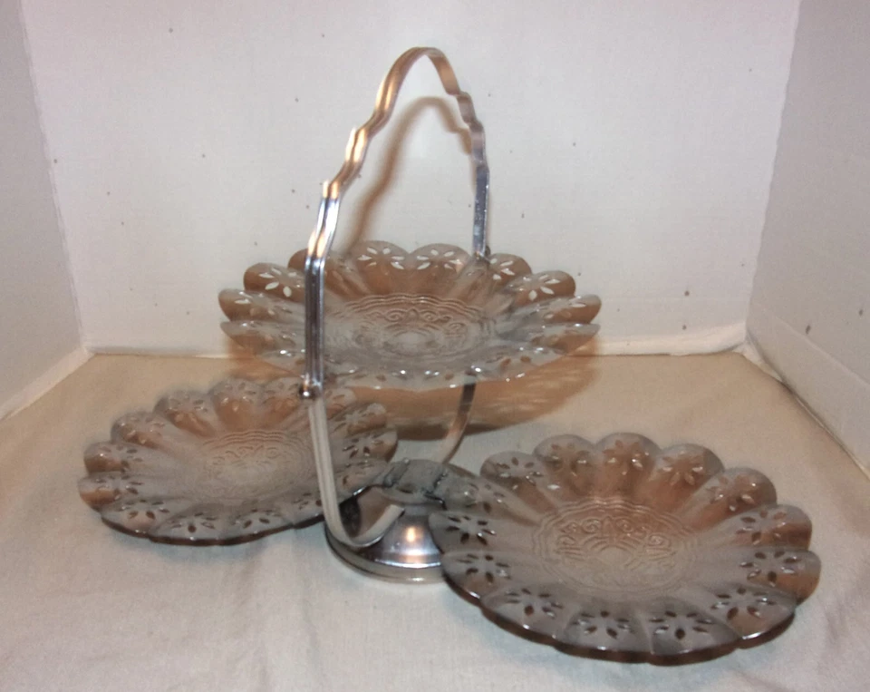 Chrome Plated Pierced Metal Folding Floral Desert Trays w/Carrying Handle on It - Image 1 of 4