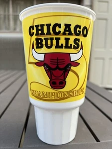 Chicago Bulls 1997 Championships McDonalds / Sprite 24 oz. Plastikbecher - Bild 1 von 5