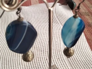 FASHION JEWELLERY- DANGLY, DROP EARRINGS - GLASS - LATE 20thC - Picture 1 of 2