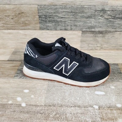 New Balance 574 Zapatos Resistentes Para Mujer Talla 7 Gamuza Correr Negros Tenis con Cordones Foto 1 de 4