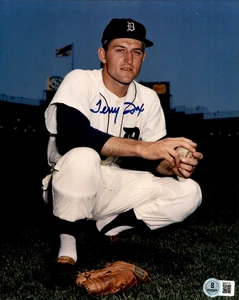 Terry Fox Signed Detroit Tigers 8x10 Photo Beckett COA - Picture 1 of 1