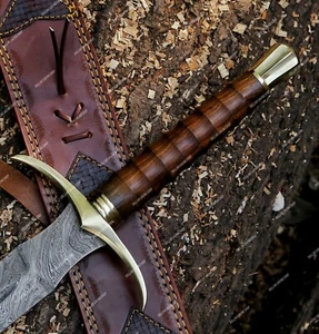 Eye-catching Handmade Damascus Steel Medieval / Viking Sword With Leather Sheath - Picture 1 of 7