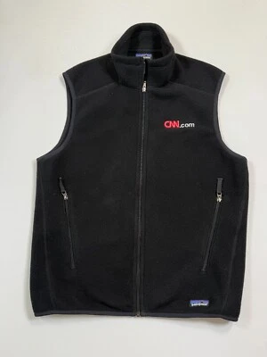 Chaleco Suéter Patagonia Synchilla Para Hombres Mediano Negro Rojo Cremallera Completa Vellón Logo CNN Foto 1 de 4