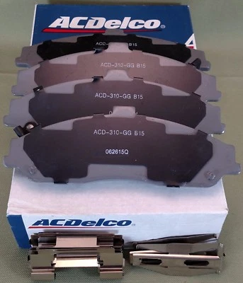 GM Front Ceramic Brake Pad Set,Cadillac XLR,2004,05,06,07,08,09,Complete - Image 1 of 2