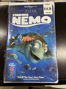 FINDET NEMO VHS Disney Clamshell - NEU fabrikversiegelt #30081 Wasserzeichen - Bild 1 von 4