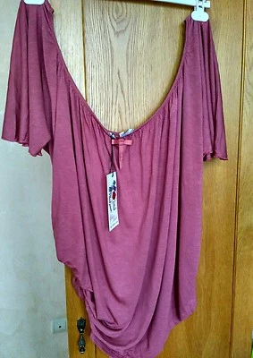 T-Shirt / Bluse in Gr. L von Silvian Heach (Italy), NEU, gerafft - Bild 1 von 2