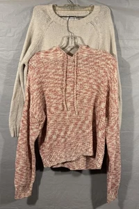 Young Women’s 2 Sweater Lot Sz S - Imagen 1 de 12