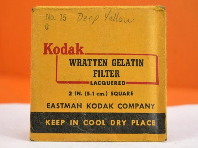 Kodak WRATTEN #15 G YELLOW FILTER For B&W Contrast 2X2 - Image 1 of 1