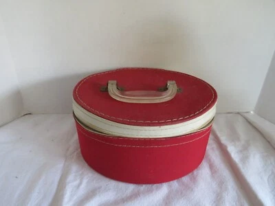 "RARO" ESTUCHE DE TREN TROTADOR DE GRADUACIÓN DE COLECCIÓN DE MODO JUVENIL - ROJO OVALADO CON MANGO 10"X9"X5" Foto 1 de 4