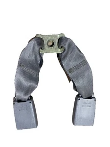 JDM RHD OEM Toyota Hilux Surf N185 3rd Gen 4Runner Used Rear Center Seat Buckle - Picture 1 of 6