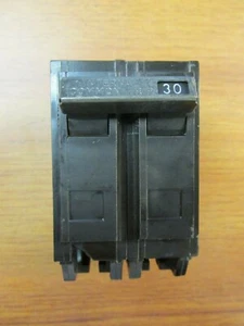 General Electric Circuit Breaker 30 AMP 2 POLE THQL230 (CHIP).. VS-158 - Picture 1 of 6