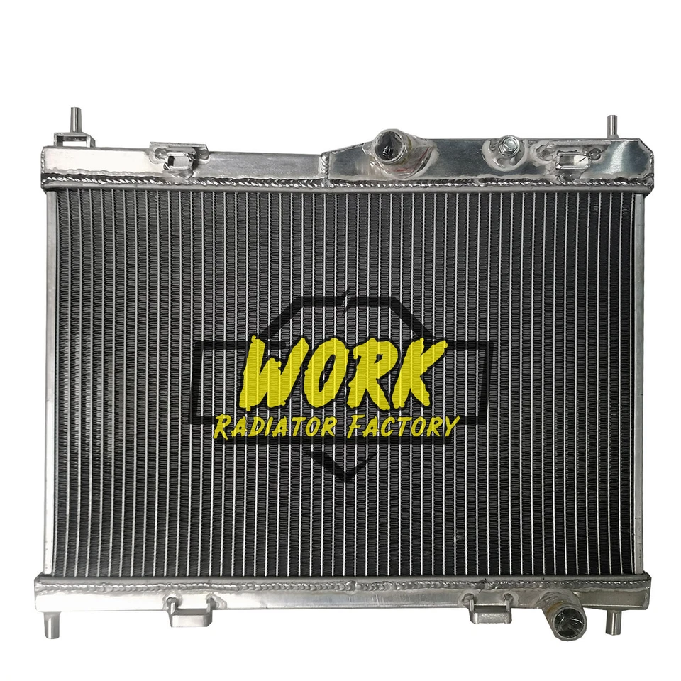 Radiador de aluminio para Ford Fiesta Ikon Courier L4 1,6 L 2001-2018 2017 16 15 14 Foto 1 de 4