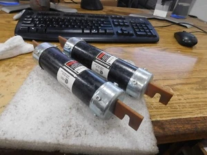 Konvolut Fusetron Modell: FRS-R-200 Sicherungen.  Menge 2 New Old Stock - Bild 1 von 2