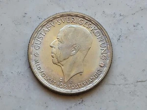 Scegli SWEDEN 2 Corone KRONOR SVEZIA GUSTAV V dal 1946 al 1950 SILVER SPL - Picture 1 of 4