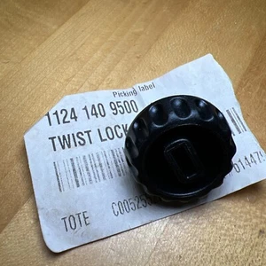 Stihl 1124-140-9500 Air Cleaner Cover Twist Nut 044 046 064 066 084 088 MS660 - Bild 1 von 2