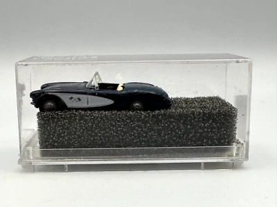 PRALINE HO SCALE 1957 CHEVROLET CORVETTE, BLUE, 1:87, LOT B - Image 1 of 4