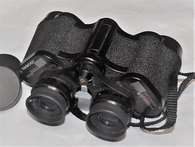 TASCO FULLY COATED 8X 30 BINOCULARS MODEL 15 FIELD 393ft@ 1000yds Surplus - Image 1 of 3