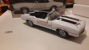 DETTAGLIO ESATTO 1970 OLDSMOBILE 442 INDY PACE AUTO SCALA 1:18 PRESSOFUSO - Foto 1 di 13