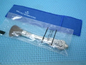 Wallace GRAND BAROQUE Sterling Silver Cosmetic Makeup Brush 4 3/4" - Picture 1 of 4
