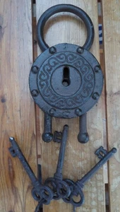 Massives antikes handgefertigtes Vorhängeschloss ca. 1900 Jhrdt.+3 Schlüssel - Bild 1 von 1