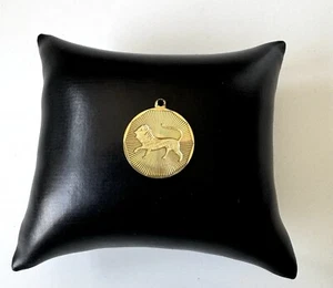 Ciondolo art deco segno zodiacale leone placcato oro bigiotteria vintage! - Foto 1 di 11