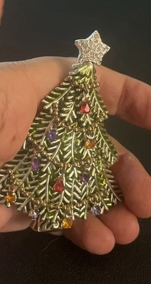 Vintage Signed AVON Christmas Tree Pin Brooch 2008 5th Annual Dangle Rhinestones - Image 1 of 4
