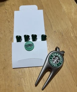 Starbucks Golf Tee Marker Divot Herramienta Publicidad Juego de Regalo - Imagen 1 de 3