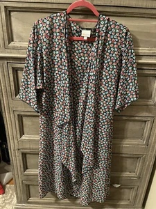 lularoe medium shirley - Imagen 1 de 3