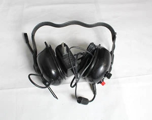 UHW-51 Przewodowy zestaw głośnomówiący Radio Transmisja Podkask z mikrofonem i przewodem - Zdjęcie 1 z 3
