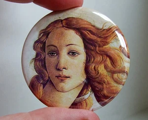 THE BIRTH OF VENUS - ROUND FRIDGE MAGNET - CLASSIC ART MASTERS - BOTTICELLI - Picture 1 of 2