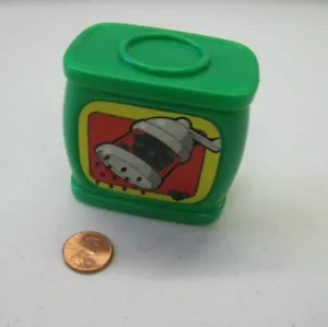 BLACK PEPPER CONDIMENT CONTAINER Pretend Food Play Kitchen Kid Prop Plastic Toy - Picture 1 of 4
