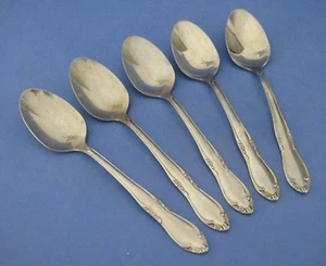 5 cucharaditas de pergamino inoxidable y punta floral Oneida Plantation - Imagen 1 de 3