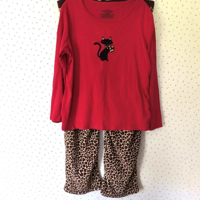 Conjunto de Pijama Adorável Gato Feminino Plus Size 2X Calça Estampa Animal Top Vermelha Sem Marca - Imagem 1 de 4