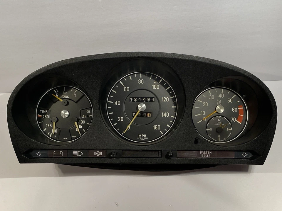 72-80 Mercedes GAUGE CLUSTER 160 mph SPEEDOMETER TACH R107 W116 450SL 450SE SEL - Image 1 of 4