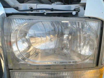 Driver Left Headlight Fits 01-04 EXCURSION 318994 - Image 1 of 4