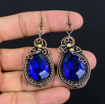 Maravillosos pendientes de joyería de alambre de cobre con piedras preciosas hechas a mano de topacio azul Londres Foto 1 de 4