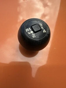 Volvo 240 244 242 245 Manual Gear Shifter Knob - Picture 1 of 4