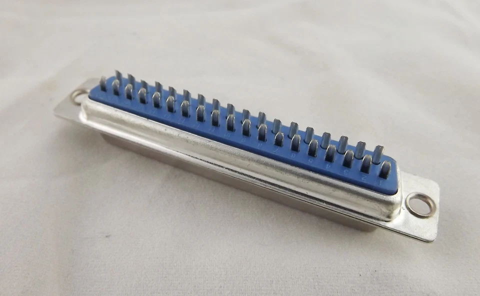 1pcs 37 Pin 2 Rows D-SUB DB37 Female Jack Solder Type Straight Connector Adapter - Image 1 of 4