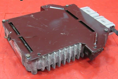 Computadora de motor 99 Cirrus Stratus 2,5 L V6 ECU ECM PCM 04606439AF 439 PROG 4430 Foto 1 de 4