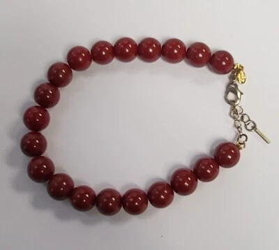 Precioso brazalete rojo con cuentas de Premier Designs. Medidas 9" Foto 1 de 2