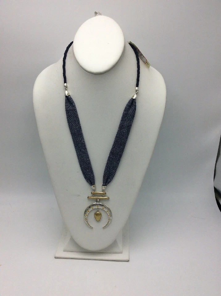 $49 LUCKY BRAND TWO TONE FABRIC & LEATHER TUSK NECKLACE b10/m102 - Изображение 1 из 1
