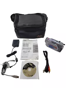 JVC GR-D70U 700x MiniDV Digital Video Camcorder, Bundle - Picture 1 of 11