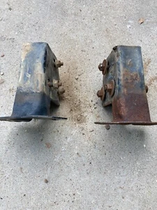 1973 1979 Ford Truck Inner Fender to Cab Mount Brackets OEM Pair F150 F250 Set - Picture 1 of 5