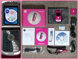 Motorola Razr V3 Collectors Mobile Phone (Unlocked). Original box with content. - Picture 1 of 21