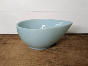 Piccola ciotola di miscelazione vintage Fire King turchese delfite blu goccia MCM - Foto 1 di 10